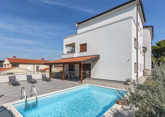 Volme With Private Pool